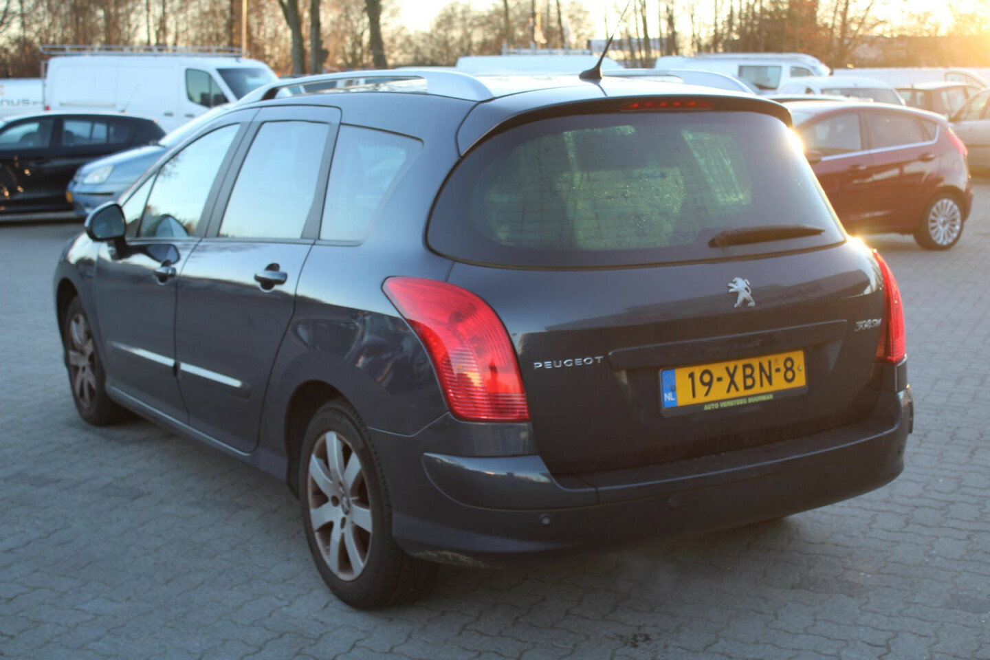 Peugeot-308-8