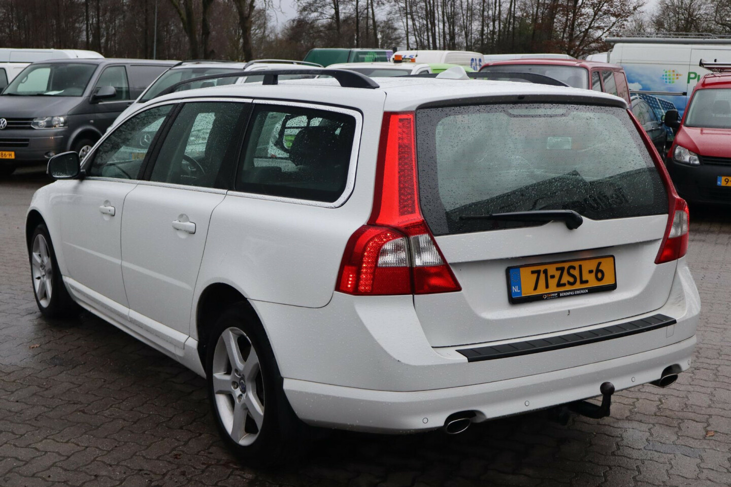 Volvo-V70-6