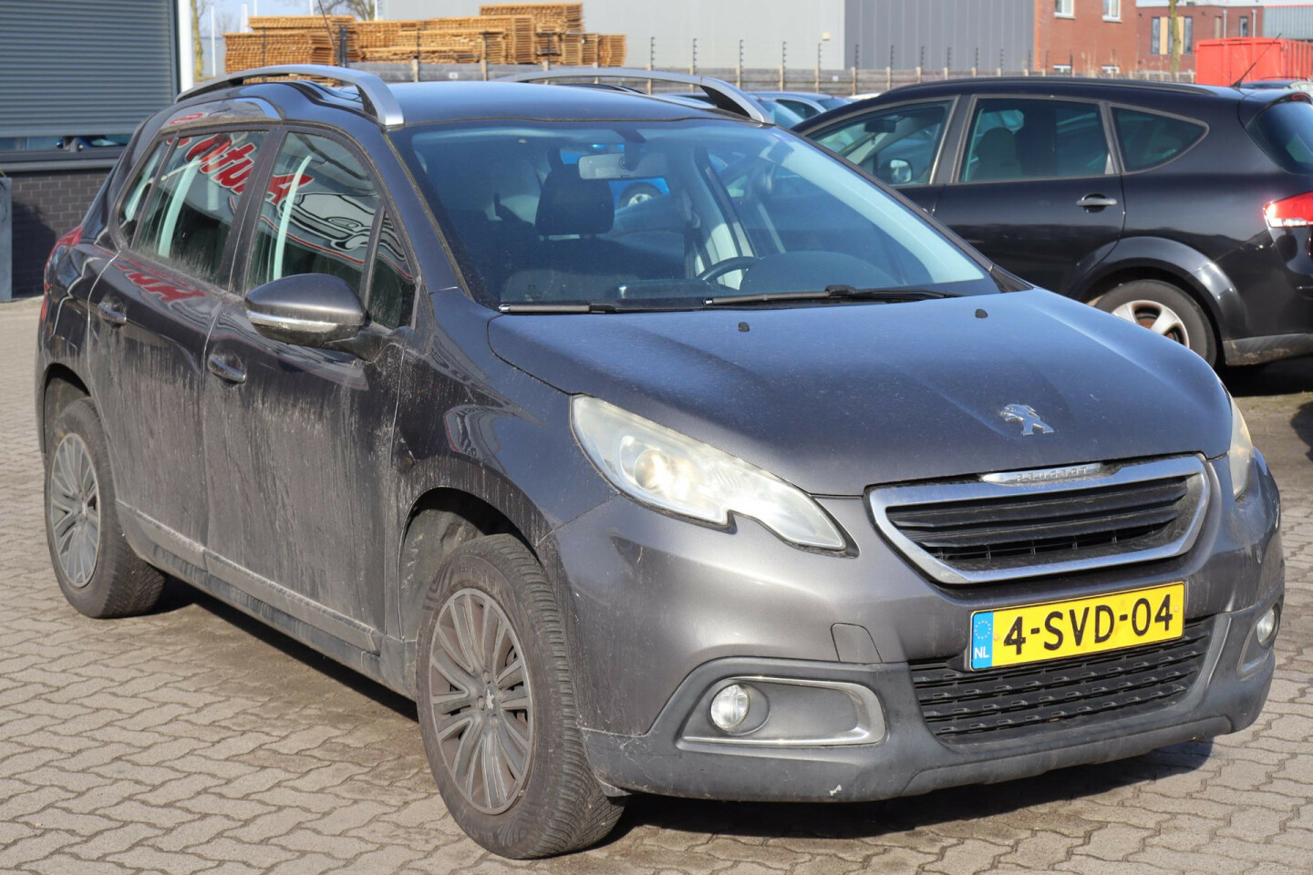 Peugeot-2008-8