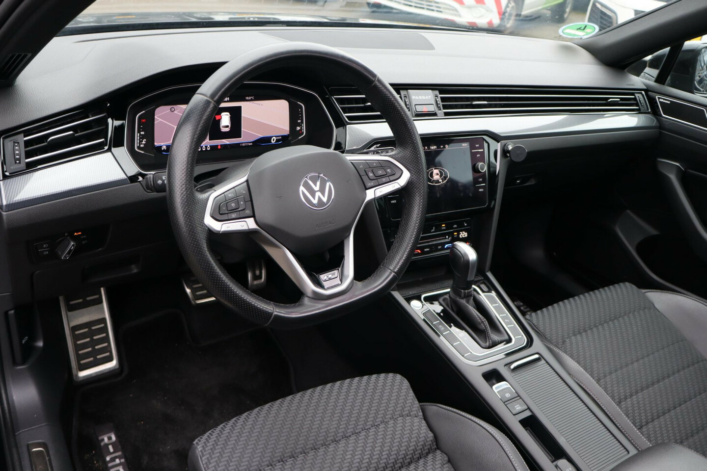 Volkswagen-Passat-4