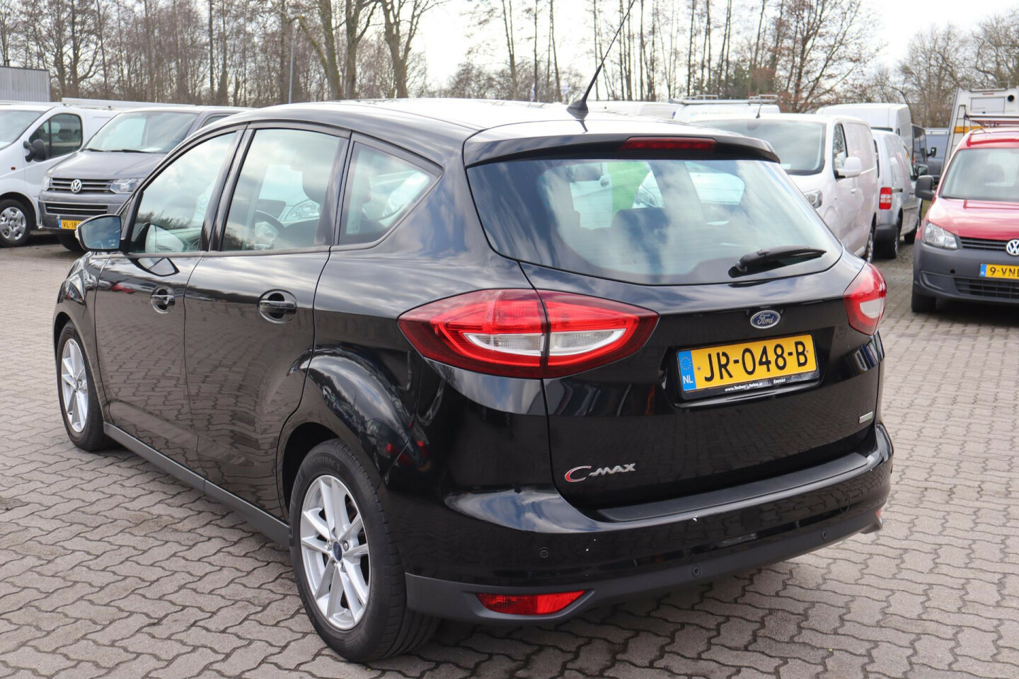 Ford-C-MAX-8