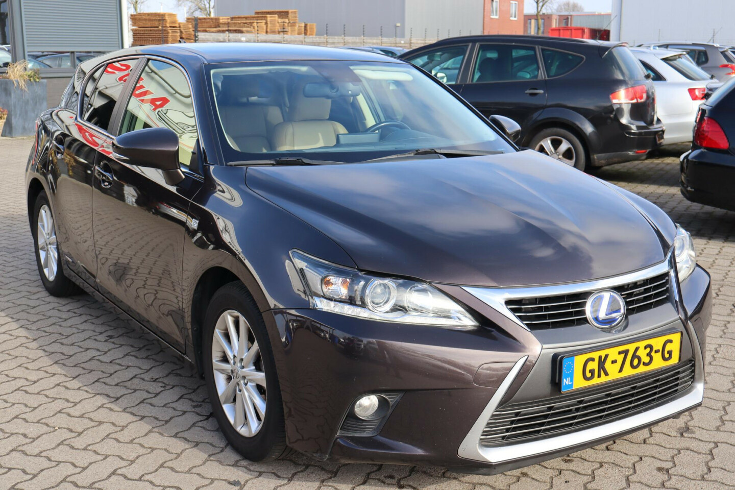 Lexus-CT-10