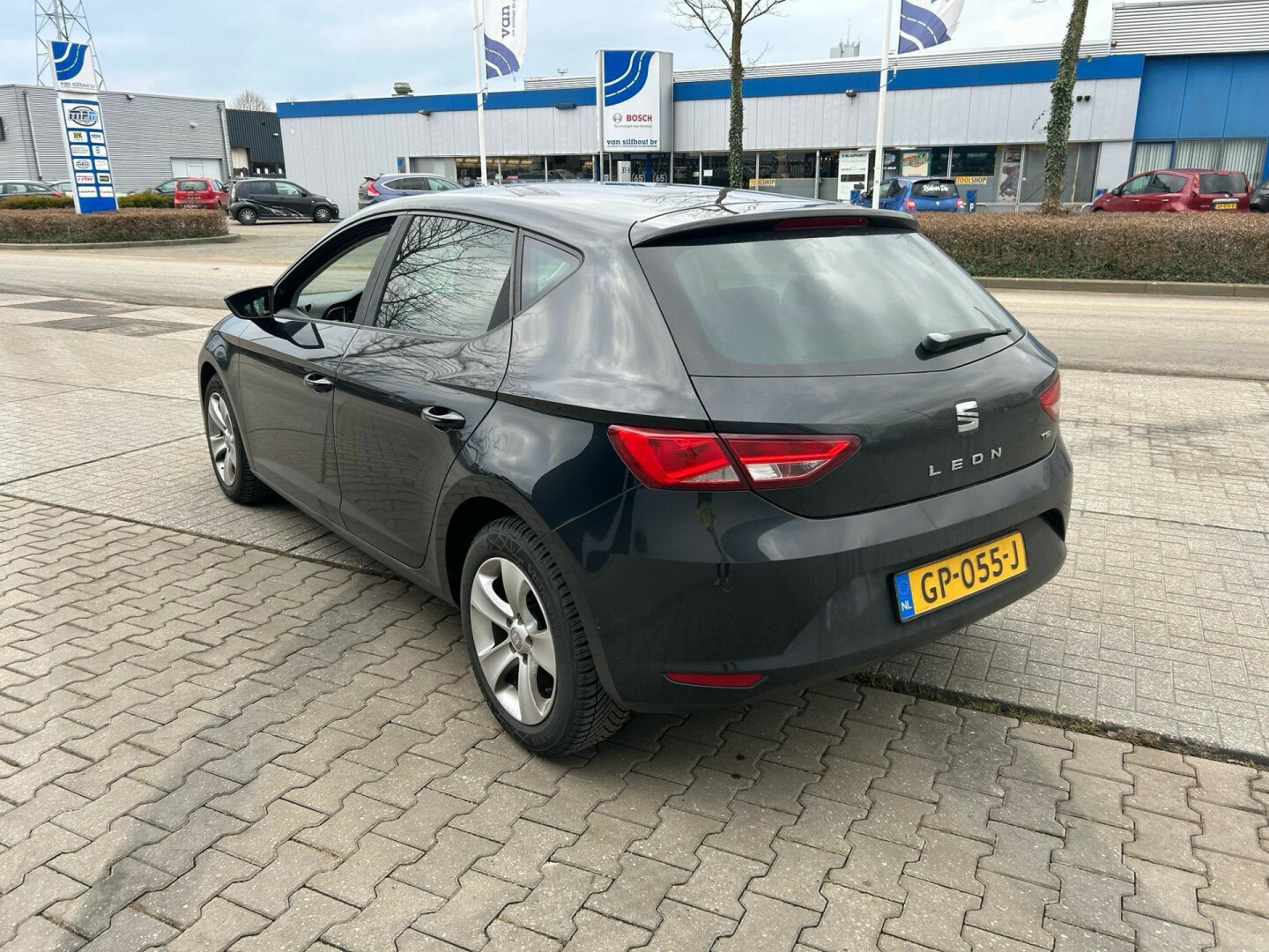 SEAT-Leon-7